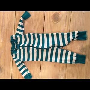 Hanna Andersson zipper onesie